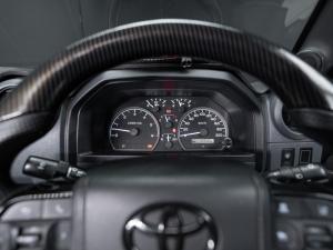 Toyota Land Cruiser 79 4.5D-4D LX V8 single cab - Image 24