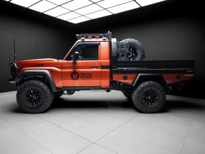 Toyota Land Cruiser 79 4.5D-4D LX V8 single cab - Image 2