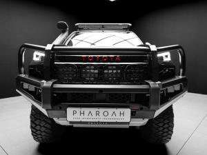 Toyota Hilux 2.8GD-6 double cab Raider 4x4 - Image 8