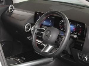 Mercedes-Benz GLA GLA200d Progressive - Image 10