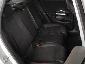 Mercedes-Benz GLA GLA200d Progressive - Image 16