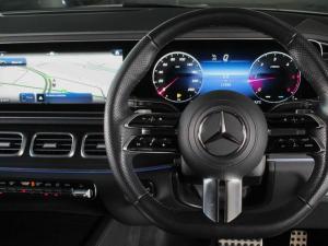 Mercedes-Benz GLE GLE300d 4Matic - Image 11