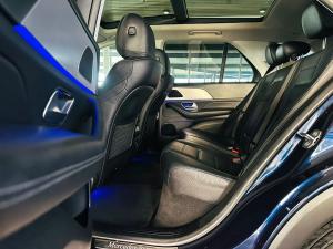 Mercedes-Benz GLE GLE300d 4Matic - Image 6