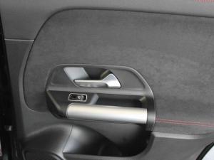 Mercedes-Benz GLA GLA200d Progressive - Image 15