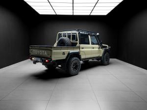 Toyota Land Cruiser 79 2.8GD-6 double cab auto - Image 13