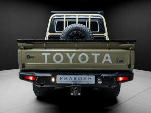 Toyota Land Cruiser 79 2.8GD-6 double cab auto - Image 17