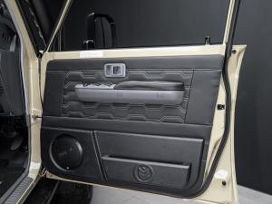 Toyota Land Cruiser 79 2.8GD-6 double cab auto - Image 19