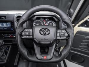 Toyota Land Cruiser 79 2.8GD-6 double cab auto - Image 21