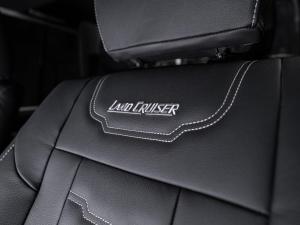 Toyota Land Cruiser 79 2.8GD-6 double cab auto - Image 28