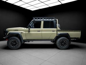 Toyota Land Cruiser 79 2.8GD-6 double cab auto - Image 2
