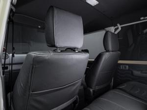 Toyota Land Cruiser 79 2.8GD-6 double cab auto - Image 30