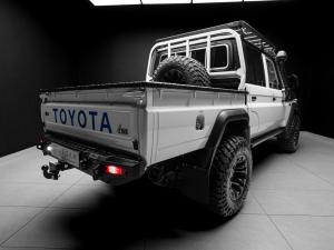 Toyota Land Cruiser 79 2.8GD-6 double cab auto - Image 15