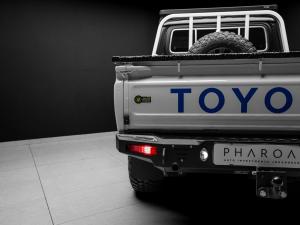 Toyota Land Cruiser 79 2.8GD-6 double cab auto - Image 16