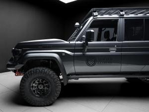 Toyota Land Cruiser 79 2.8GD-6 double cab auto - Image 4