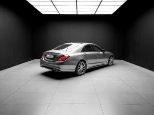 Mercedes-Benz S-Class S63 AMG - Image 12