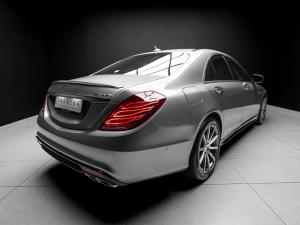 Mercedes-Benz S-Class S63 AMG - Image 13