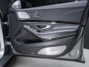 Mercedes-Benz S-Class S63 AMG - Image 17