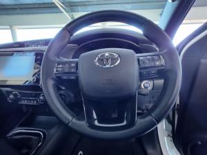Toyota Hilux 2.8GD-6 double cab 4x4 Legend RS manual - Image 8