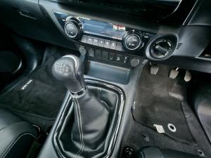 Toyota Hilux 2.8GD-6 double cab 4x4 Legend RS manual - Image 10