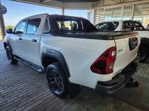 Toyota Hilux 2.8GD-6 double cab 4x4 Legend RS manual - Image 16