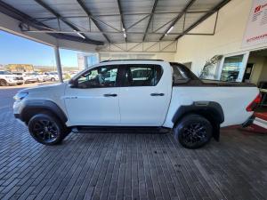 Toyota Hilux 2.8GD-6 double cab 4x4 Legend RS manual - Image 17