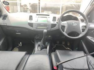 Toyota Hilux 3.0D-4D double cab Raider Legend 45 - Image 6
