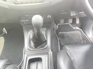 Toyota Hilux 3.0D-4D double cab Raider Legend 45 - Image 13