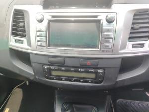 Toyota Hilux 3.0D-4D double cab Raider Legend 45 - Image 14