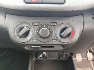 Toyota Rumion 1.5 SX manual - Image 16