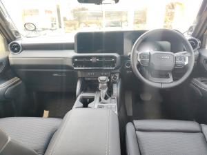 Toyota Land Cruiser Prado 2.8GD VX-L - Image 6