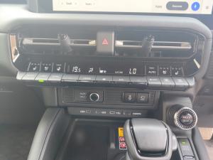 Toyota Land Cruiser Prado 2.8GD VX-L - Image 17