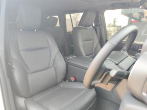 Toyota Land Cruiser Prado 2.8GD VX-L - Image 18