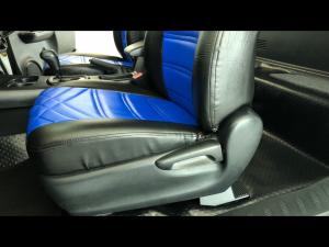 Toyota Hilux 2.4GD-6 Xtra cab Raider auto - Image 12