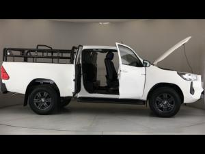 Toyota Hilux 2.4GD-6 Xtra cab Raider auto - Image 30