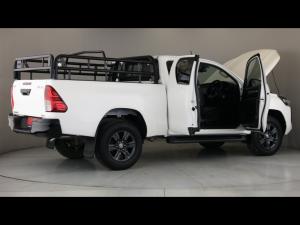 Toyota Hilux 2.4GD-6 Xtra cab Raider auto - Image 31
