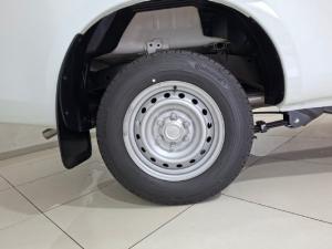 Isuzu D-Max 1.9TD single cab low-rider - Image 6