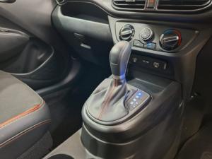 Hyundai Grand i10 1.2 Premium hatch - Image 13