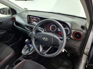 Hyundai Grand i10 1.2 Premium hatch - Image 9