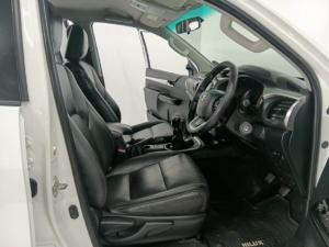 Toyota Hilux 2.8GD-6 double cab 4x4 Raider - Image 10