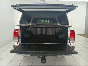 Toyota Hilux 2.8GD-6 double cab 4x4 Raider - Image 12