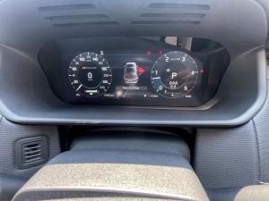 Land Rover Discovery D300 R-Dynamic SE - Image 12