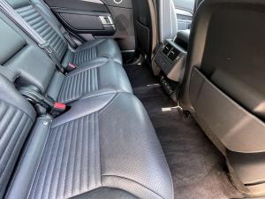 Land Rover Discovery D300 R-Dynamic SE - Image 15