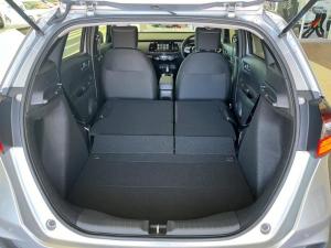 Honda Fit 1.5 Comfort - Image 12