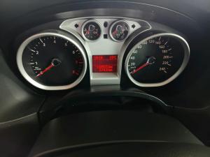 Ford Focus 1.8 5-door Ambiente - Image 10