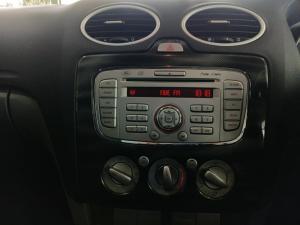 Ford Focus 1.8 5-door Ambiente - Image 11