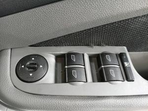 Ford Focus 1.8 5-door Ambiente - Image 14