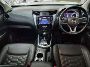 Nissan Navara 2.5DDTI LE/LE Plus 4X4 automatic D/C - Image 15