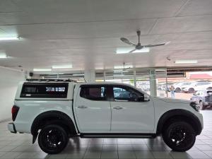 Nissan Navara 2.5DDTI LE/LE Plus 4X4 automatic D/C - Image 4