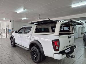 Nissan Navara 2.5DDTI LE/LE Plus 4X4 automatic D/C - Image 8