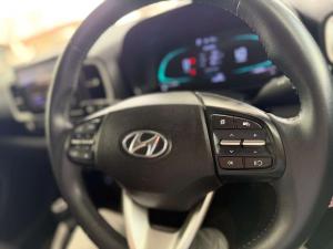Hyundai Venue 1.0 Tgdi Fluid DCT - Image 13